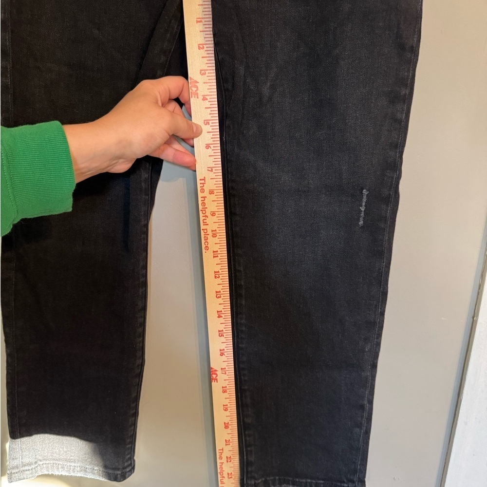 LOFT Women's Black Crop Leg Jeans - Picture 6 of 7